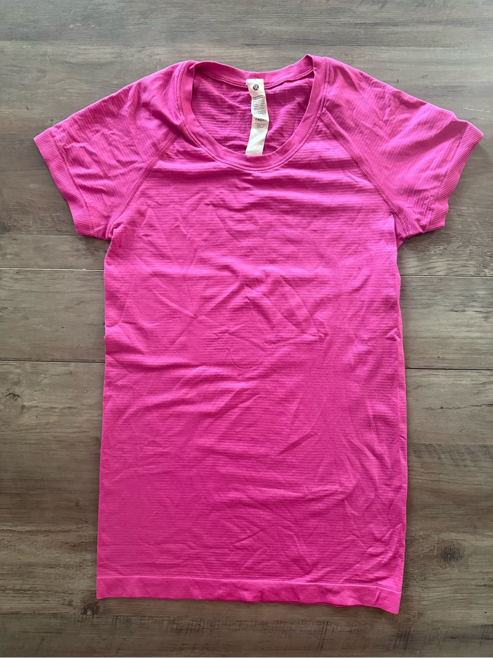 lululemon athletica Hot Pink Short Sleeve Tee